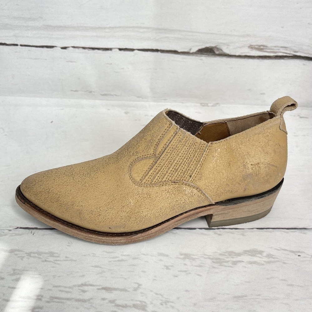 Frye Shoes Women's 8B‎ Beige Booties 250242 Block Heel Distressed Leather